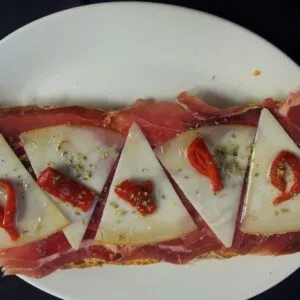 Llesca de jamón y queso