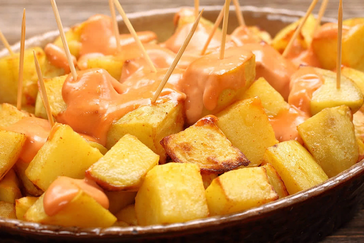 restaurantes-tarragona-menu-fin-de-semana-patatas-bravas Las mejores tapas en Tarragona de hojas de brick rellenas